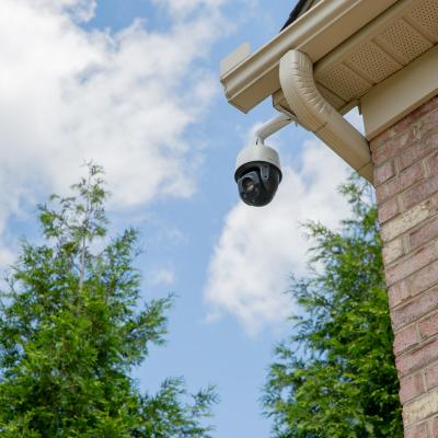 Outdoor 2024 Luma 8